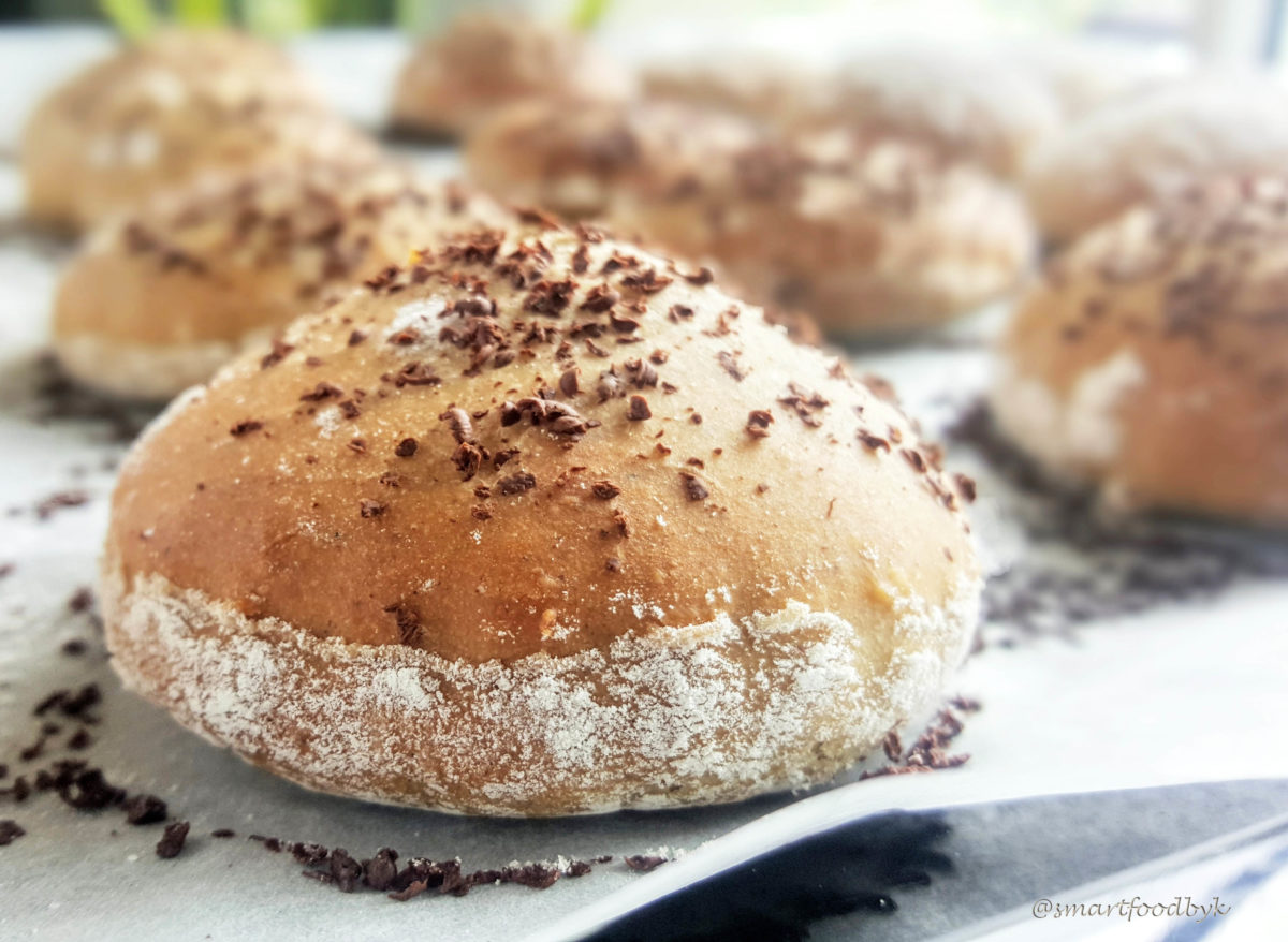 Delicately orange scented oven baked donuts