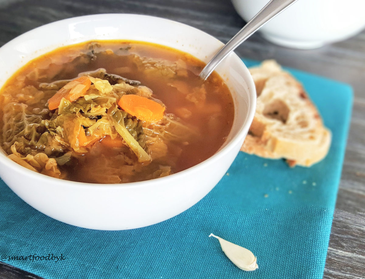 Soupe au chou, repas complet réconfortant