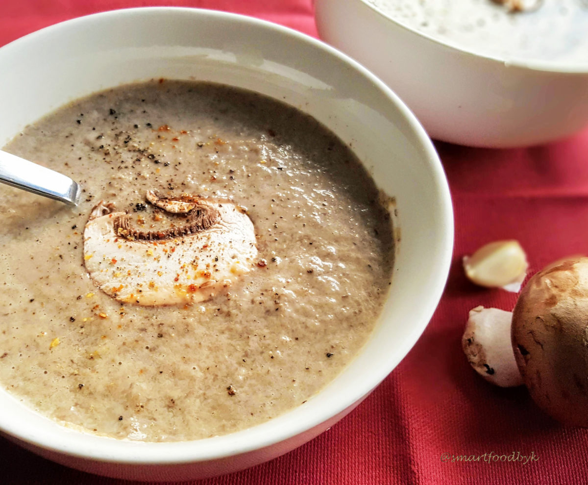 Spiced up creamy mushroom potage