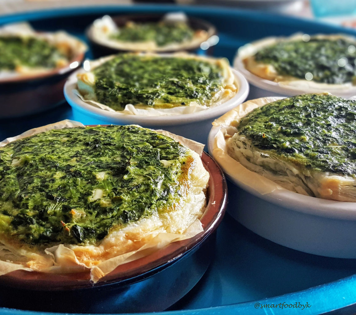 Spinach tartlets with fresh goat cheese