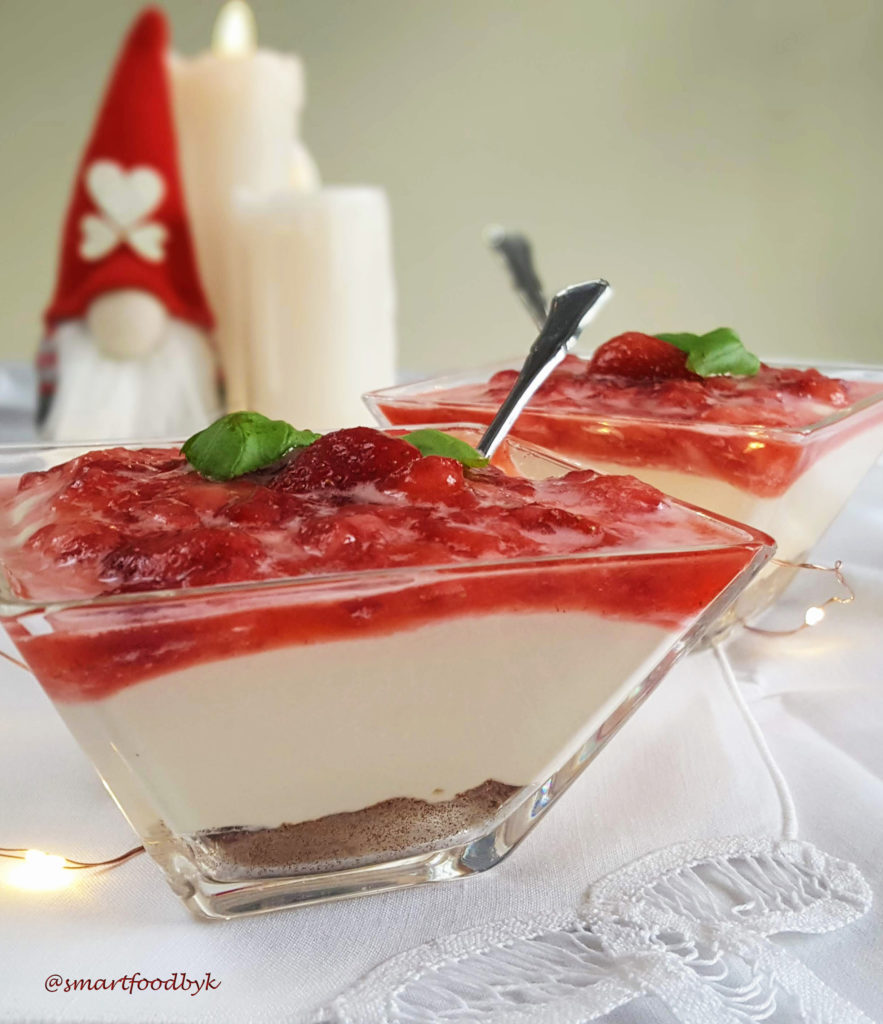 No-bake cheesecake in a glass with strawberries